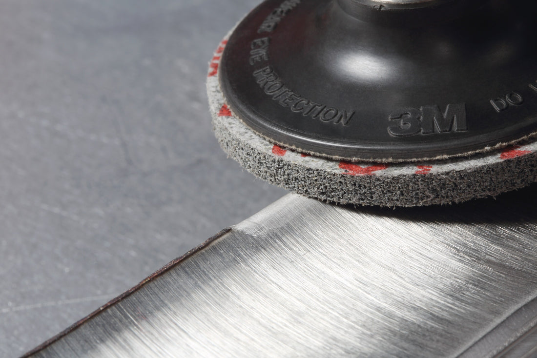 Scotch-Brite Deburr and Finish PRO Unitized Wheel DP-UW, 76 mm x 6.35 mm x 6.35 mm, 6C Med+